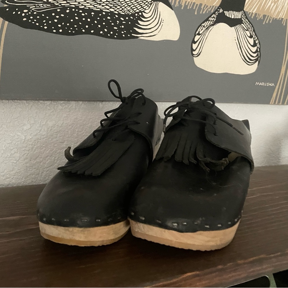 Black Bryr kilt high heel clogs size 39